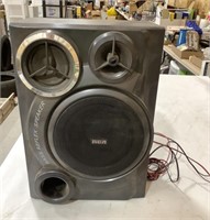 RCA bass reflex speaker
