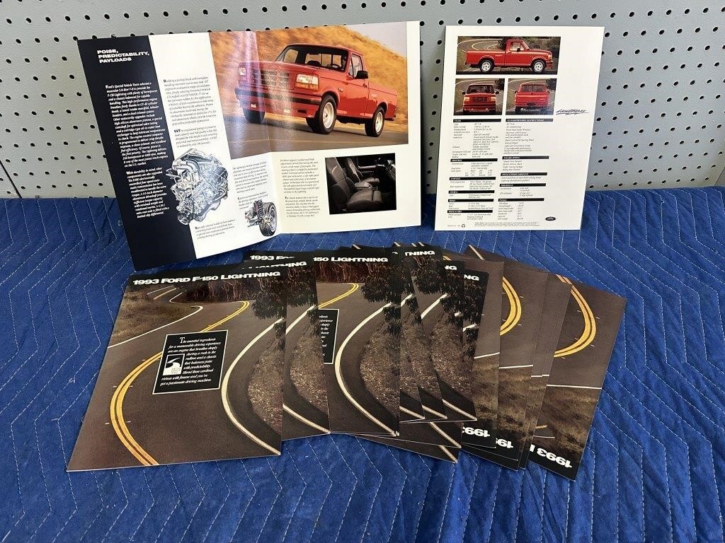 1993 FORD F 150 TRUCK BROCHURES