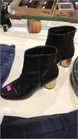 Women’s black dress boots size 7