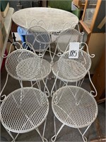 METAL OUTDOOR 35 “ TABLE & 4 CHAIRS