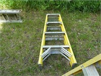 4 ft. Fiberglass Step Ladder