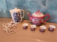 Chinese teapot w/ cups & electric Japanese teapot.