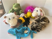 Lot of 7 hand puppets 3 have sound boxes