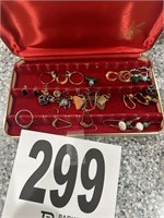 Rings, Earrings And Miscellaneous(Kitchen)