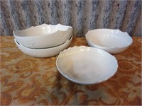 Porcelain 4 pc. Bowl Set