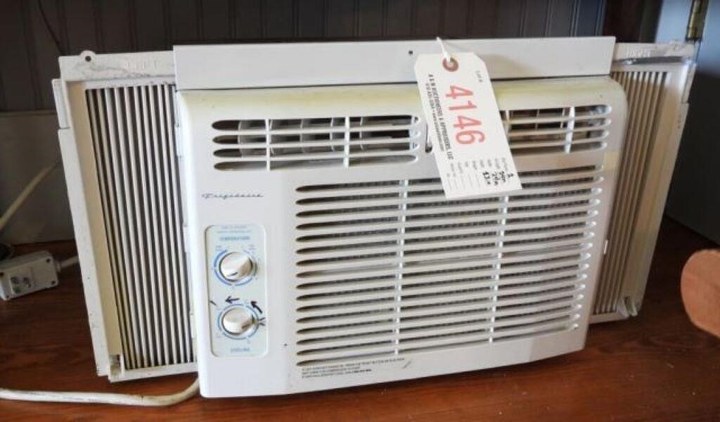 Frigidaire Window Air conditioner 14” x 24” x13"