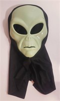 GLOW IN THE DARK ALIEN HALLOWEEN MASK