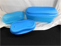 Three Tupperware microwave pieces,pasta &