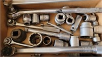 Large lot sockets & Torque wrench