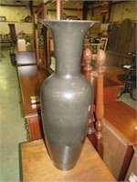 THEDDORE ALEXANDER BLACK PORCELAIN VASE