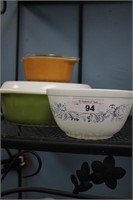 MID-CENTURY 3PC PYREX