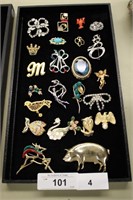 23PC COLLECTION OF BROCHES