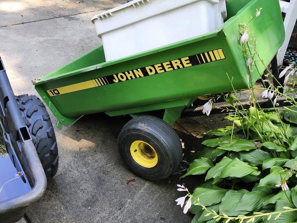 John Deere Pull Behind Trailer Wagon