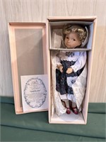 Knowles 1989 Porcelain Doll GOLDILOCKS