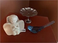 GLASS FENTON BIRD, AND OTHER TRINKETS