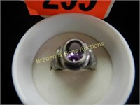 LADIES STERLING SILVER AND PURPLE AMETHYST RING