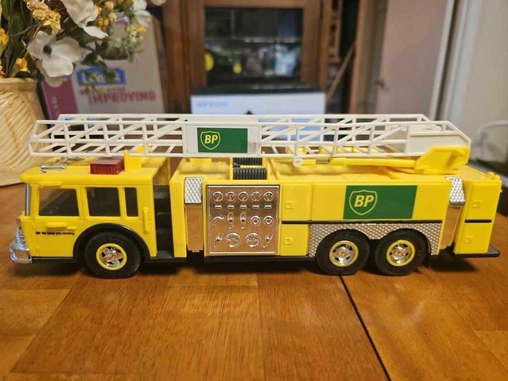 BP FIRE ENGINE 1996 TOSCO FIRST IN SERIES.