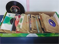 Records 7" Single 45 rpm, paper sleeves