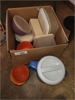 Box Rubbermaid & Tupperware, Pitchers Containers