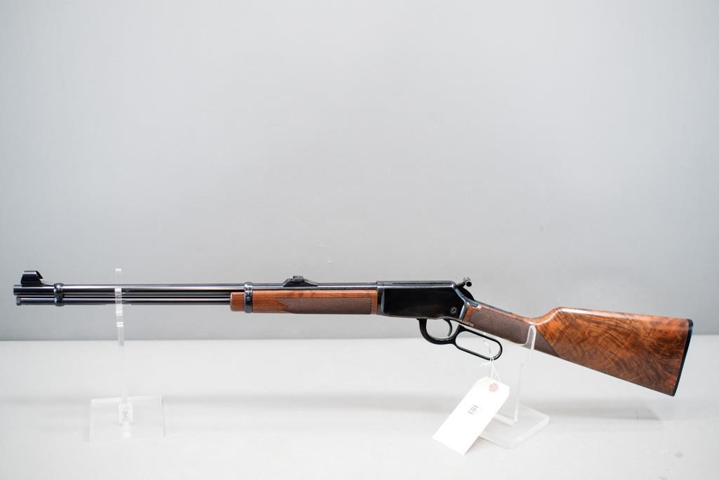 (R) Winchester Model 9422M XTR .22 Mag Rifle