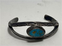 VINTAGE NAVAJO STERLING SILVER TURQUOISE CUFF