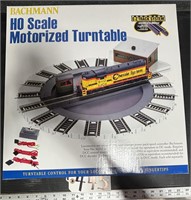 Bachmann HO Scale Motorized Turntable