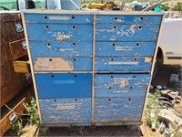 Work Bench/Drawers