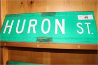 STREET SIGN - HURON ST