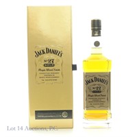 Jack Daniel's Gold Maple Wood Finish Whiskey (1 L)