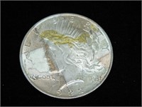 (1) 1922 PEACE SILVER DOLLAR