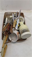 kitchen knives, assorted kitchen items