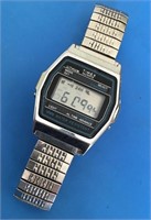 Vintage Timex Men Silver Black Digital Quartz