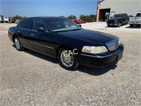 *2007 Lincoln Town Car Signature Limited