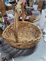 basket with handle