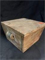 VINTAGE WOOD BUTTON BOX - 5.5 X 5.5 X 3.5 “