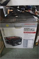 Portable Predator Generator 4000 WATT (New in Box)