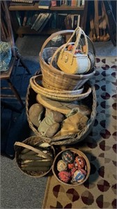 Group lot of baskets, including an antique large