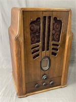 Philco Model 116-121 Tabletop Radio