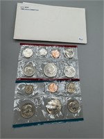 1980 US Mint 13-coin set (Philadelphia & Denver)