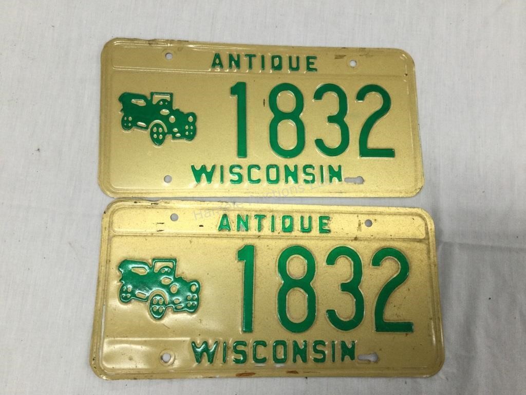 Pair of Wisconsin antique license plates