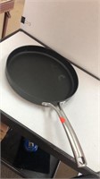 12 in. Round Nonstick Griddle Calphalon