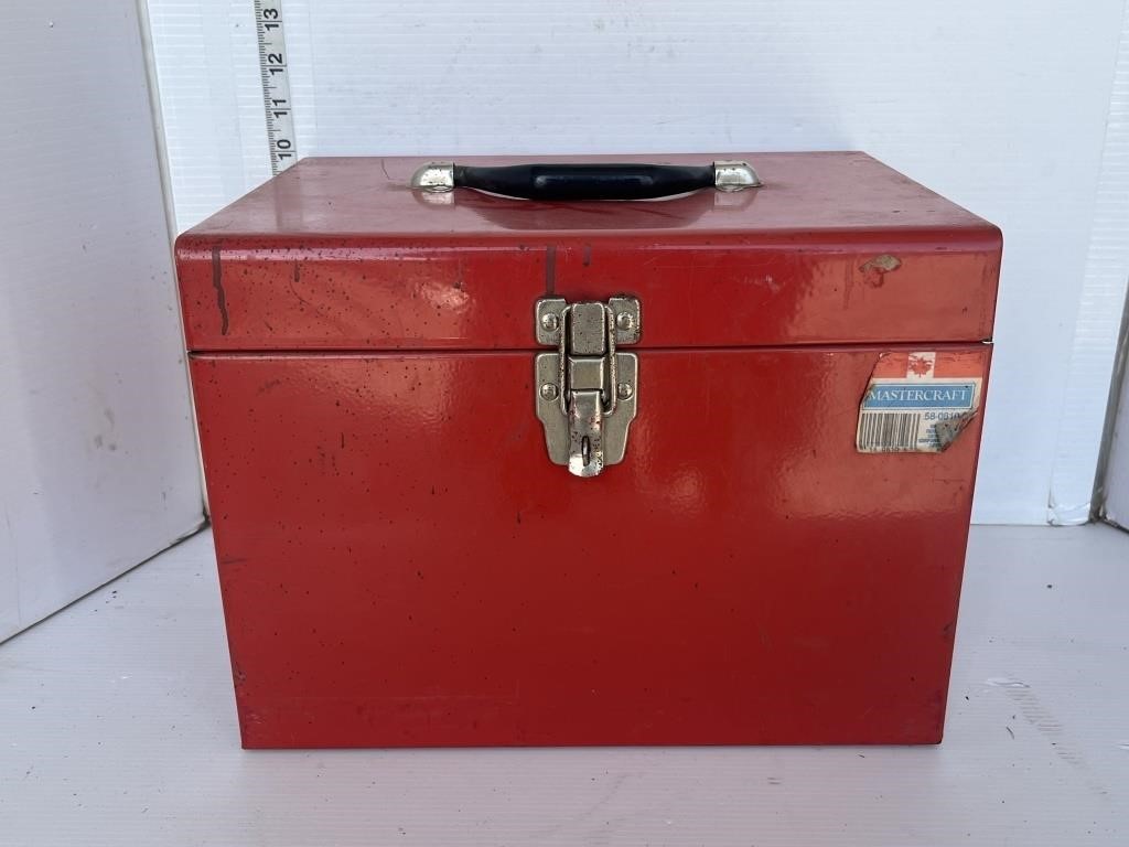 Red metal mastercraft tool case