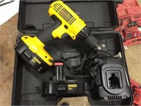 DeWalt cordless drill, 2 batteries and a charger