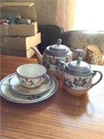 Vintage occupied Japan, teaset cup saucer etc