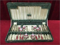 Smith Seymour 6-Place Flatware Set w/ Chest