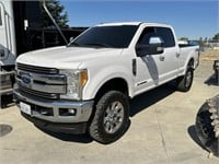 2017 Ford F-350 Lariat - TITLE IN TRANSIT/SMOG