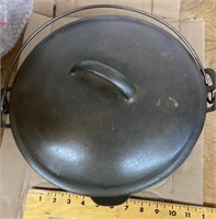 10" cast iron Dutch oven