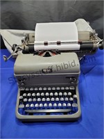Vintage Royal Typewriter Works