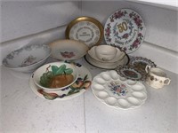 Vintage Décor & Serving Plates & Bowls