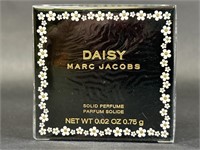 New Marc Jacobs Daisy Solid Perfume Necklace